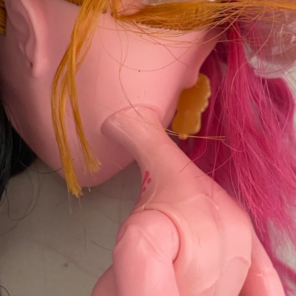 7 Monster High Dolls lot. - Picture 12 of 16